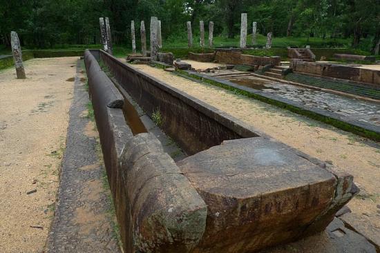 abhayagiri-anuradhapura-1.jpg