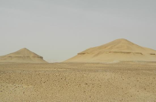 abu-sidhum-large-mounds-long-lost-pyramids-found.jpg
