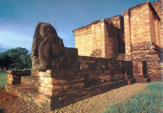 candi-gumpung-muarojambi.jpg