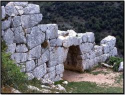 cyclopean-ruins-segni-italy-1.jpg