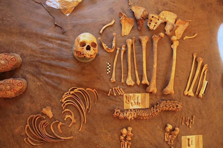 Mustang nepal tombs samdzong human remains tx800