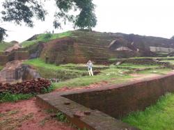 sigirya-sri-lanka-niveau5-panorama-pyramide3.jpg