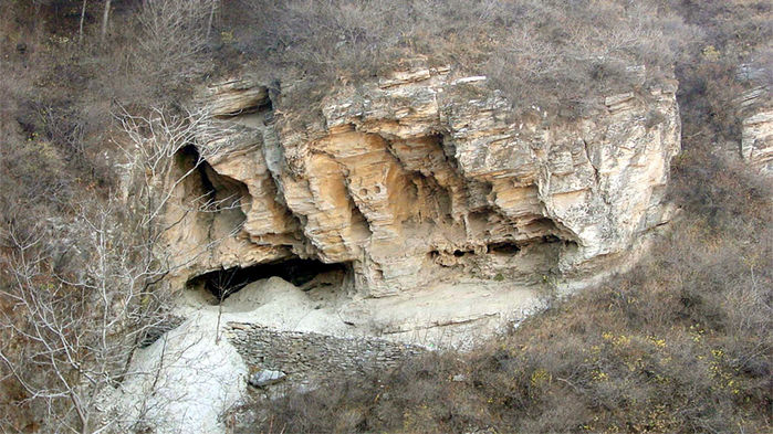 Tianyuan cave