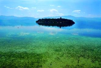 Lacul-Fuxian-2