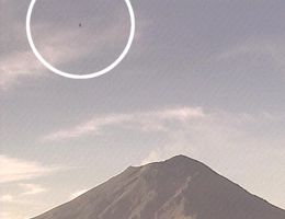 UFO Saucer Popocatepetl Volcano Eruption 080401-064944s