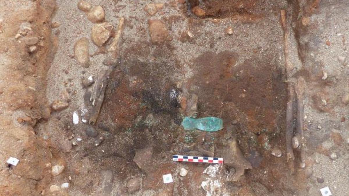 France, Ain: Découverte d'une tombe intacte de 2700 ans