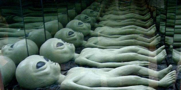 Un canadien affirme être le père d'un hybride mi-humain, mi-alien