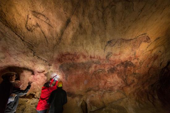 Alistair pike cave art 01 84487 990x742