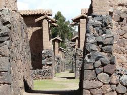 altiplano-raqchi-temple-wiracocha9.jpg