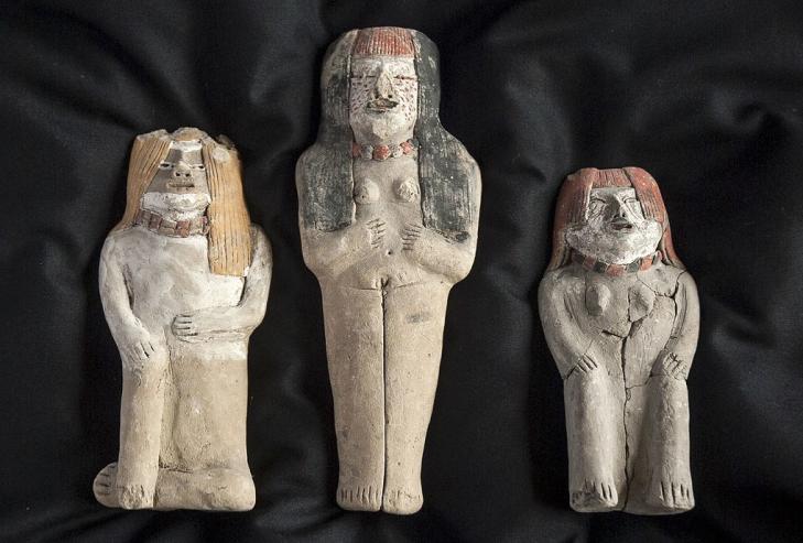 Ancient caral civilisation statuettes