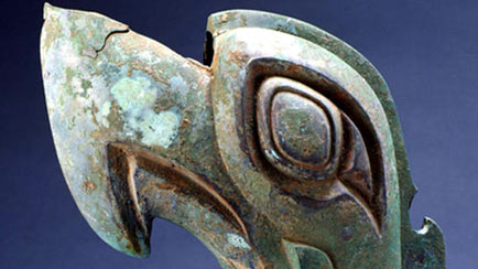 Bronze dragon sanxingdui china