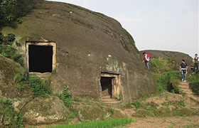 Chine maisons megalithiques