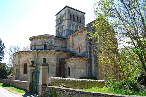 Eglise de sainte croix de veauce