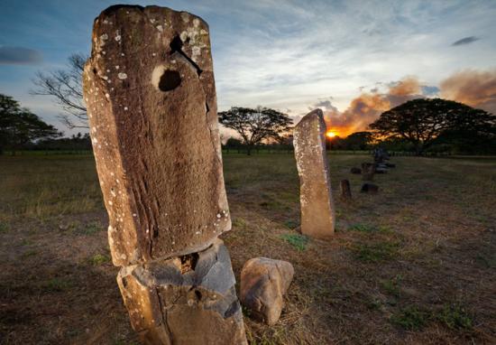 el-cano-monoliths.jpg