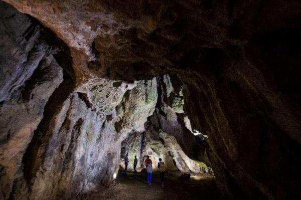 Grotte bacho kiro bulgarie 45000ans