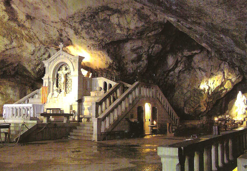 Grotte stebaume1