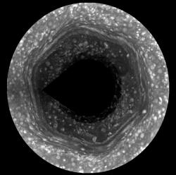 hexagone-pole-nord-saturne.jpg