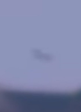 Ovni ufo depassant un avion jfknyork 4 8 2015b