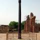 L'étonnant pilier en fer de Delhi (Inde)