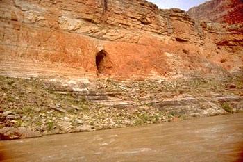 Légende du Grand Canyon : la cité troglodyte perdue