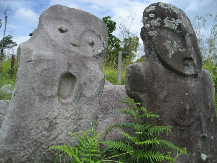 Sulawesi monolithes
