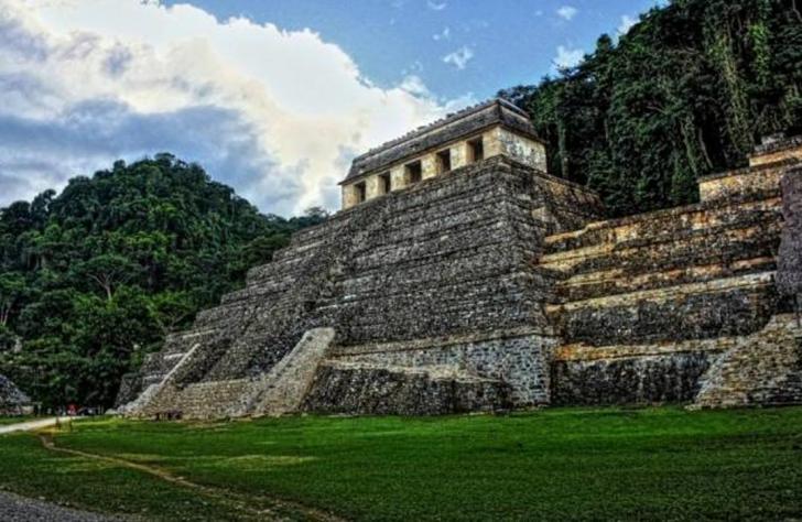 Temple des inscriptions palenque