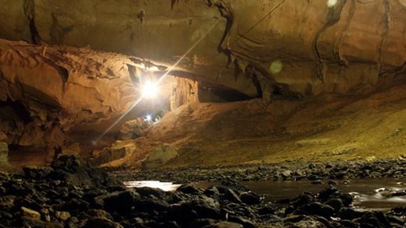 Tham chang cave vietnam