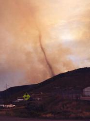 tornade-feu-utah-14-aout-2013-mini.jpg