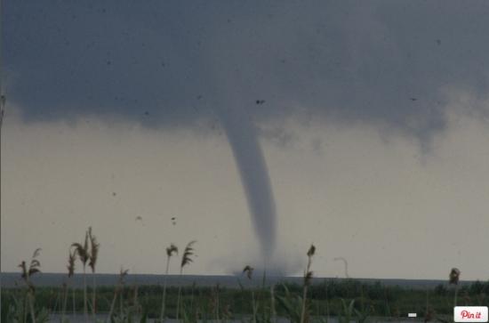 tornade-roumanie-13-sep-13-03.jpg