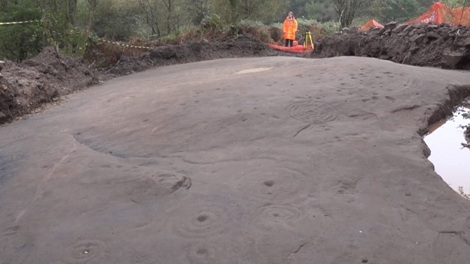 Un art rupestre vieux de 5000 ans reste un mystere en ecosse 1